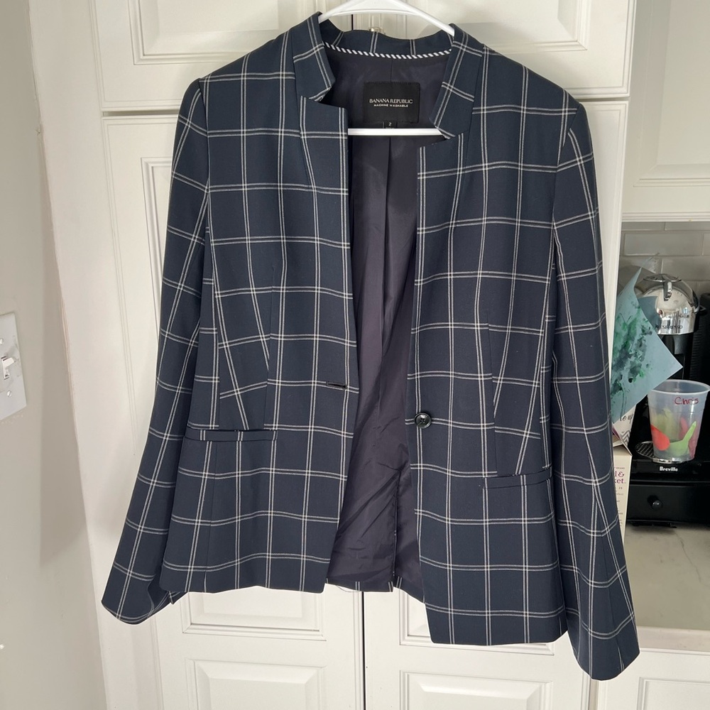 Banana Republic Women’s Machine Washable Navy Plaid Blazer Size 2